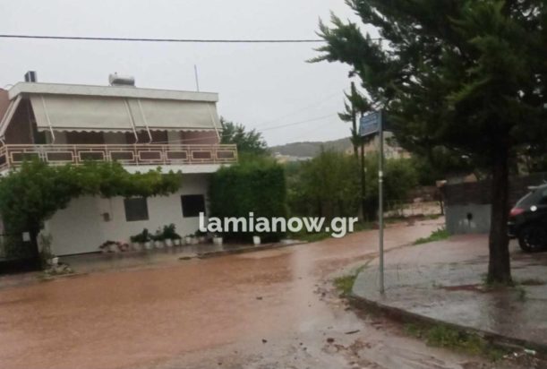Η κακοκαιρία Elias σαρώνει την Λαμία