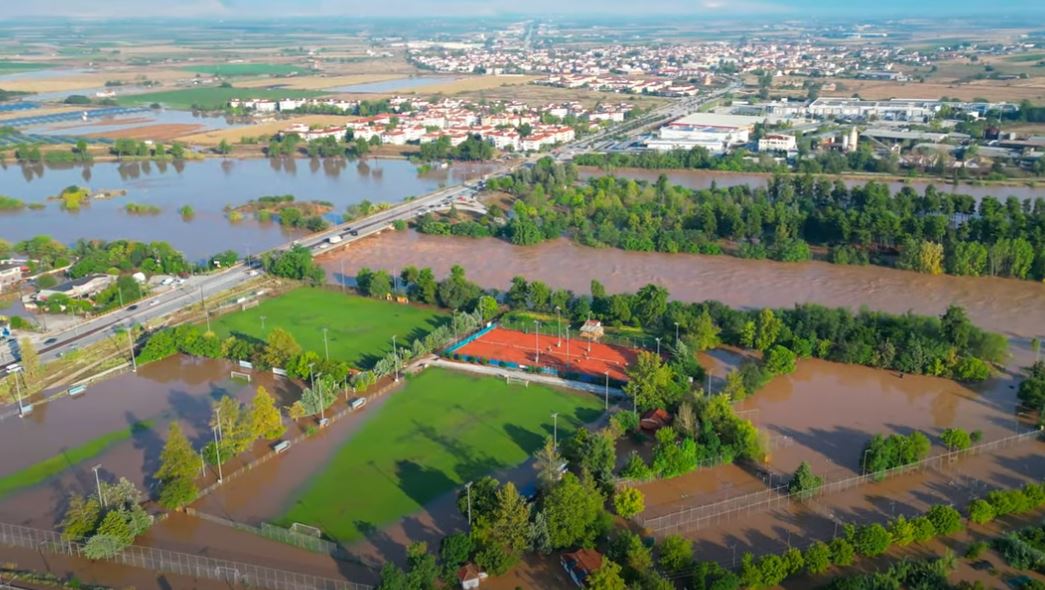 Κακοκαιρία στην Λάρισα