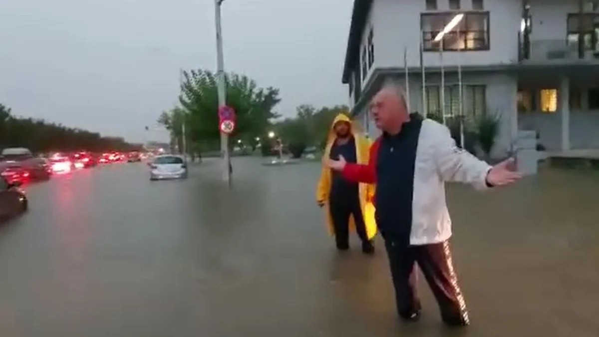 Αχιλλέας Μπέος στον Realfm 97,8: «Δεν υπάρχει ρεύμα, όλη η πόλη έχει μετατραπεί σε μία λίμνη»