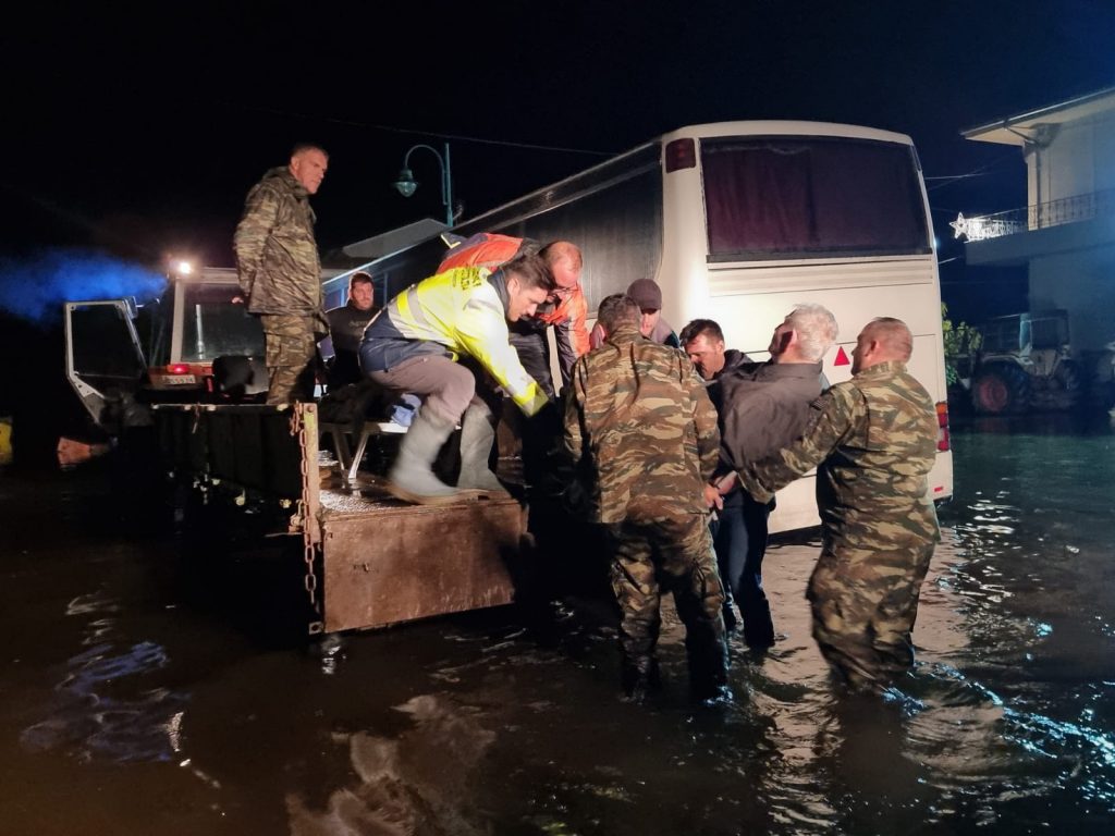 Κακοκαιρία στα Τρίκαλα