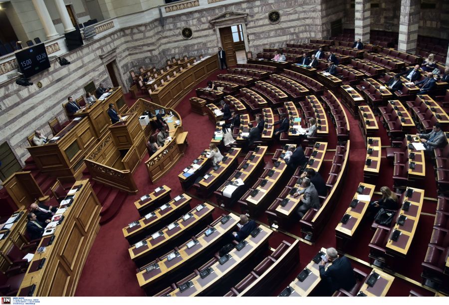 Βουλή: Ανέβηκαν οι τόνοι στην συζήτηση του νομοσχεδίου για το ΕΣΥ – Οι θέσεις των κομμάτων