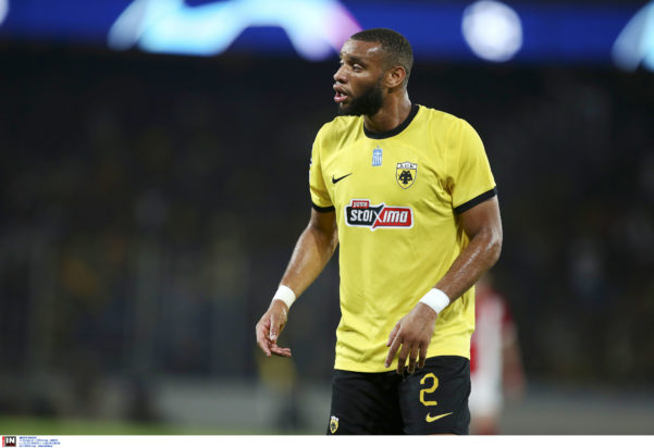 ΑΕΚ Αρόλντ Μουκουντί