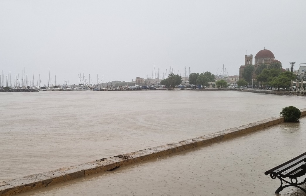 Κακοκαιρία Daniel: Σε κατάσταση έκτακτης ανάγκης η Αίγινα