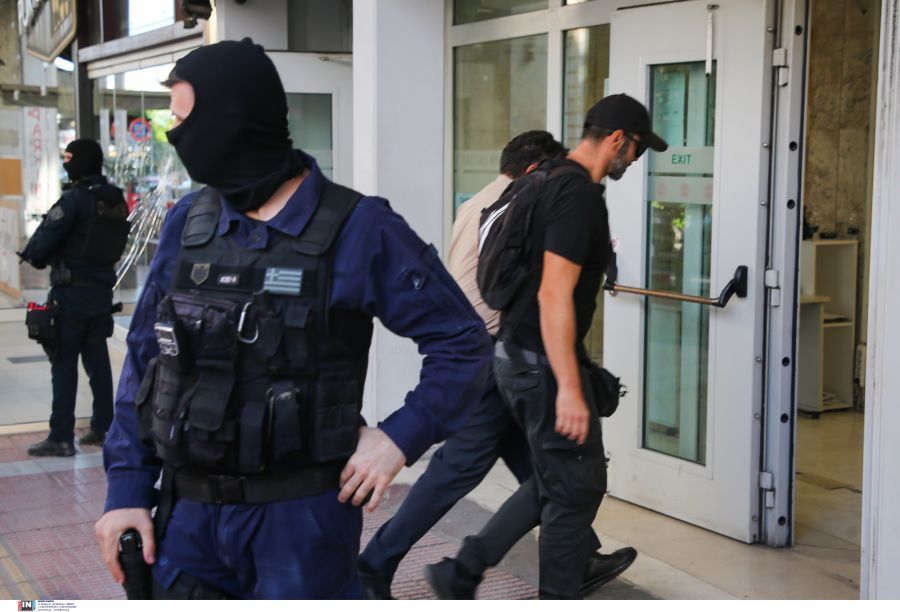 Απολογία πλήρωμα Blue Horizon