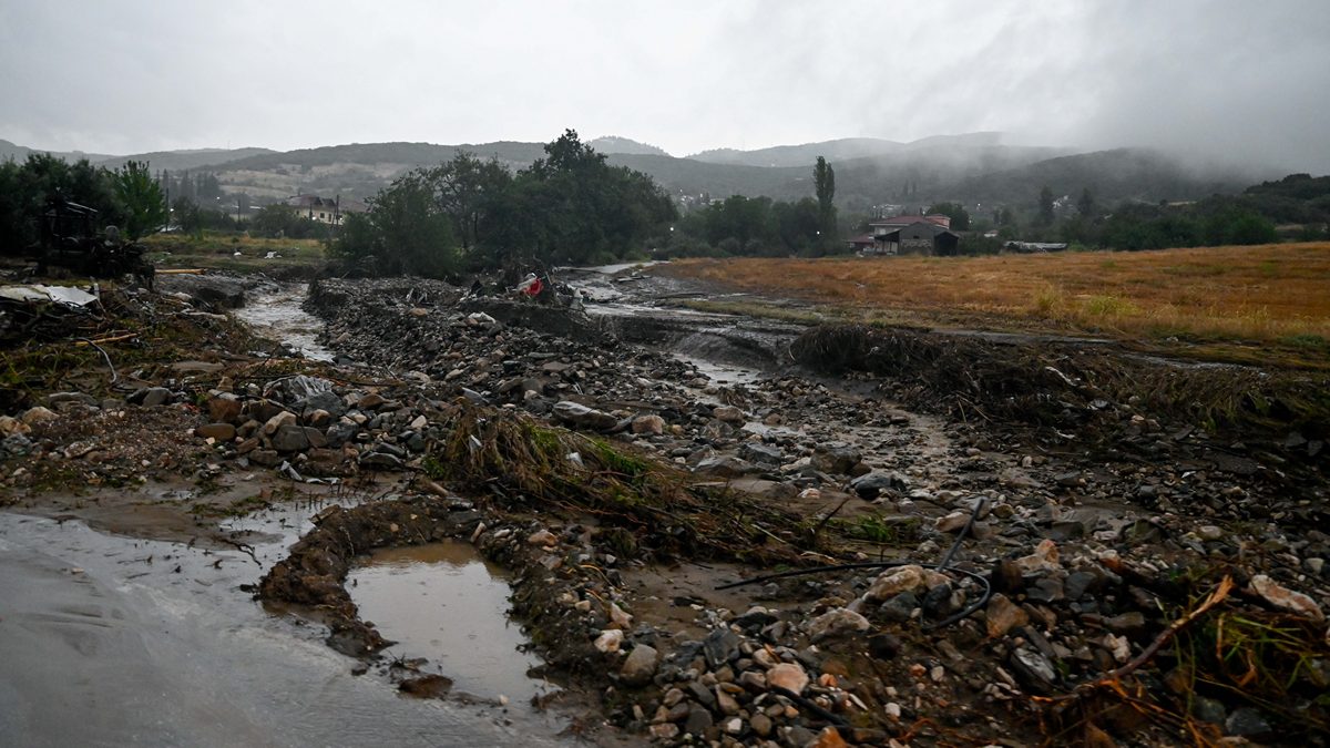 Κακοκαιρία «Daniel»: Απεγκλωβίστηκε 46χρονος αγρότης – Μεταφέρθηκε στο κέντρο υγείας