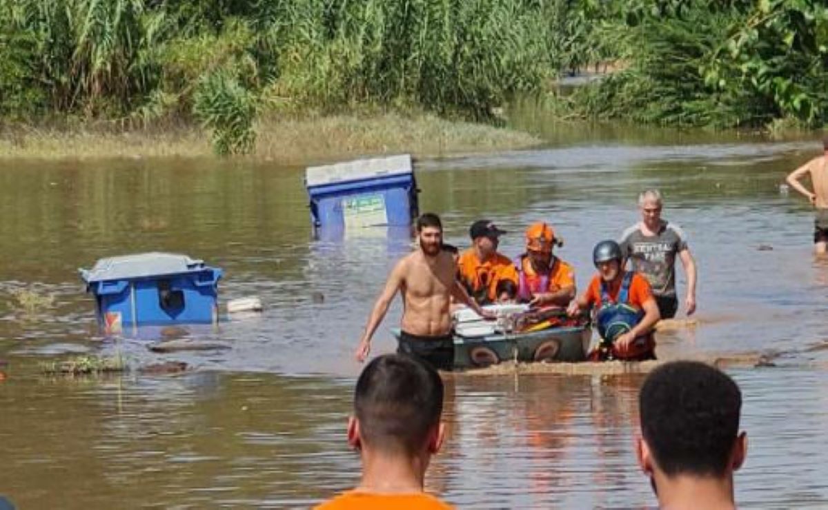 εκκένωση Λάρισα