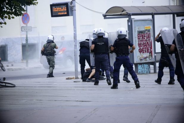 επεισόδια Λάρισα