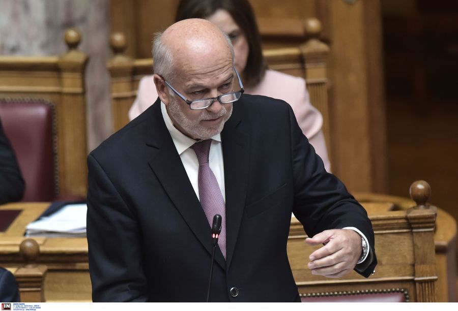 Αλλαγές στον Ποινικό Κώδικα για την ενδοοικογενειακή βία: «Απόλυτο ακαταδίωκτο για όσους καταγγέλλουν»