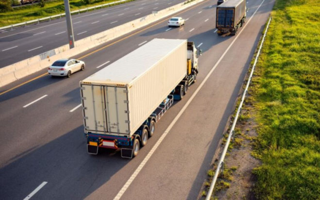 Στο μικροσκόπιο της Εφορίας τα επαγγελματικά οχήματα