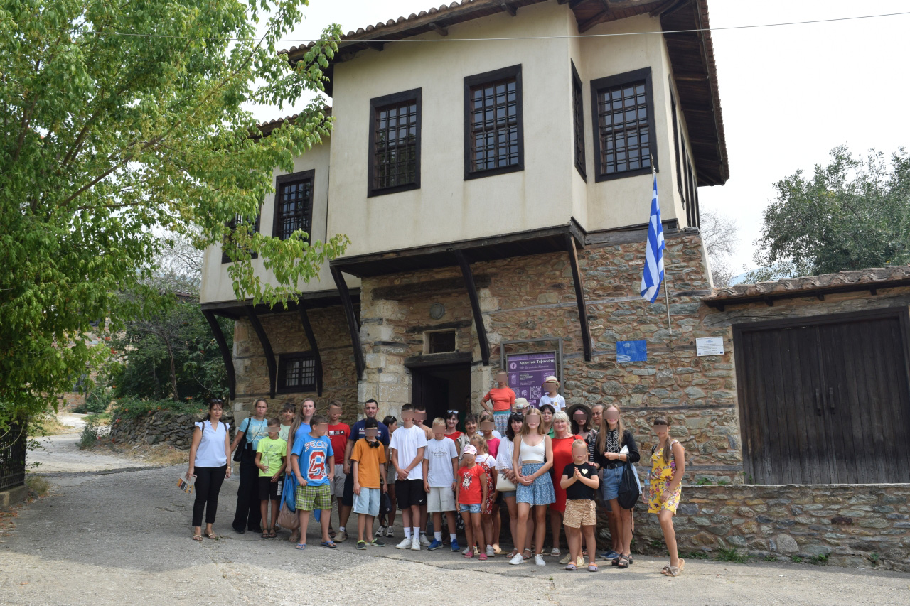 ΓΕΕΘΑ παιδιά Ουκρανία