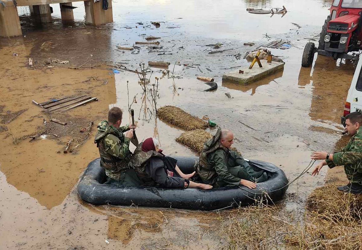 Κακοκαιρία Daniel: Αυξάνονται οι νεκροί, φόβοι για τους αγνοούμενους – Μάχη με τον χρόνο για τους εγκλωβισμένους
