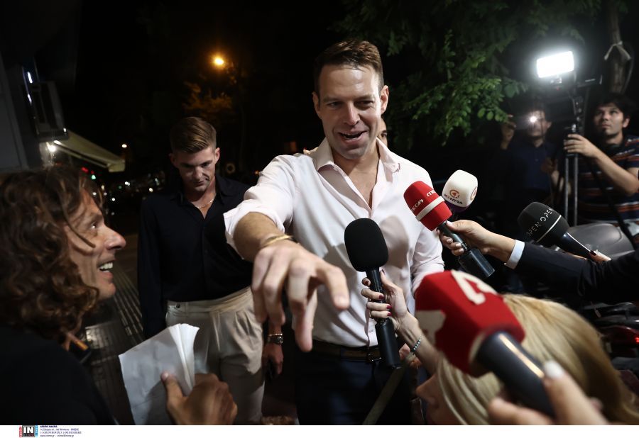 Ποιος είναι ο Στέφανος Κασσελάκης που κατάφερε να κερδίσει την προεδρία του ΣΥΡΙΖΑ μέσα σε έναν μήνα