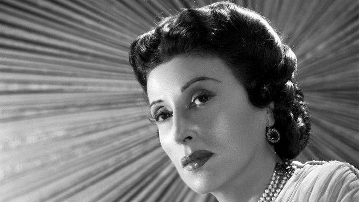 Kατίνα Παξινού: Η Ελληνίδα ιέρεια της υποκριτικής τέχνης στον πρώτο της ρόλο σε ηλικία 20 ετών – Σπάνια φωτογραφία