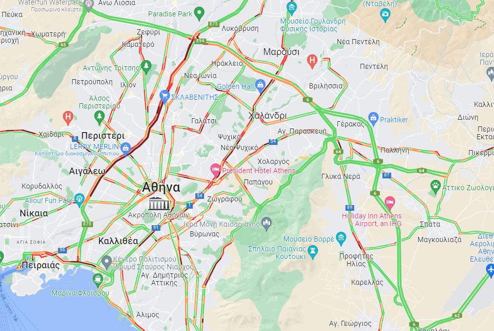 Κίνηση: «Έμφραγμα» στον Κηφισό – Οι δρόμοι που είναι στο… κόκκινο
