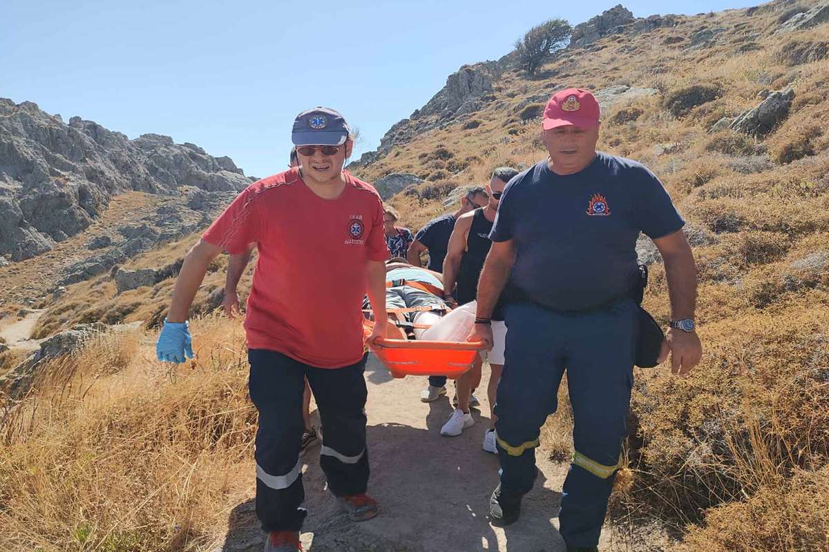Λήμνος: Επιχείρηση διάσωσης Σουηδού τουρίστα στην Παναγιά Κακαβιώτισσα – ΦΩΤΟ