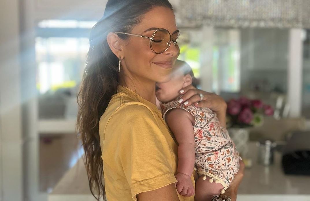 Μαρία Μενούνος