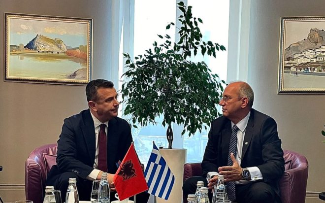 Γιάννης Οικονόμου