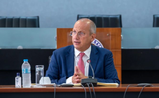 Γιάννης Οικονόμου