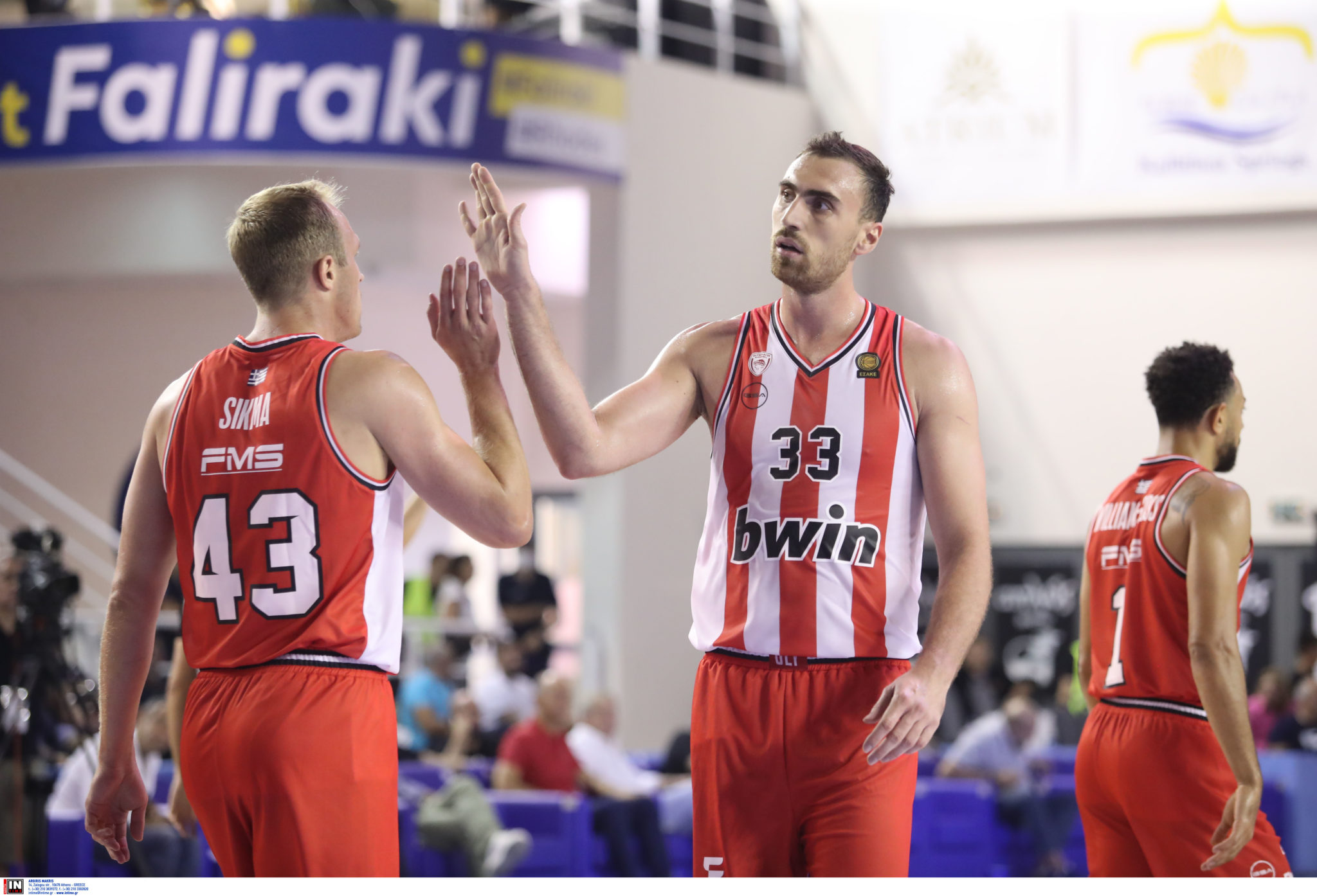 Ολυμπιακός Μιλουτίνοφ