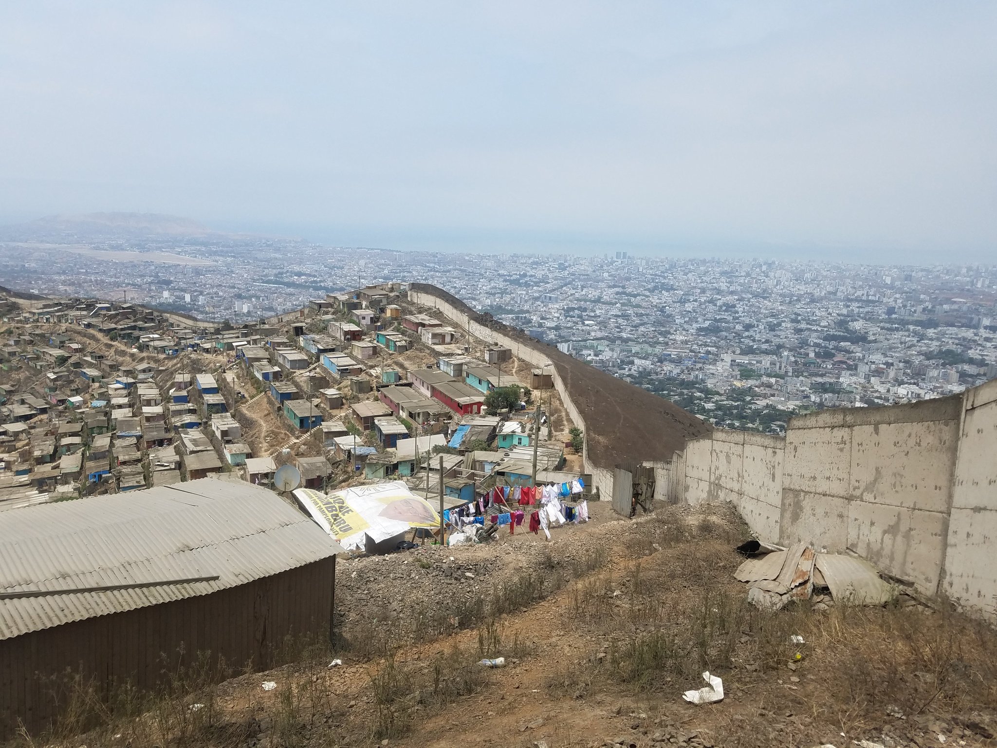 Περού Λίμα «Τείχος της Ντροπής»