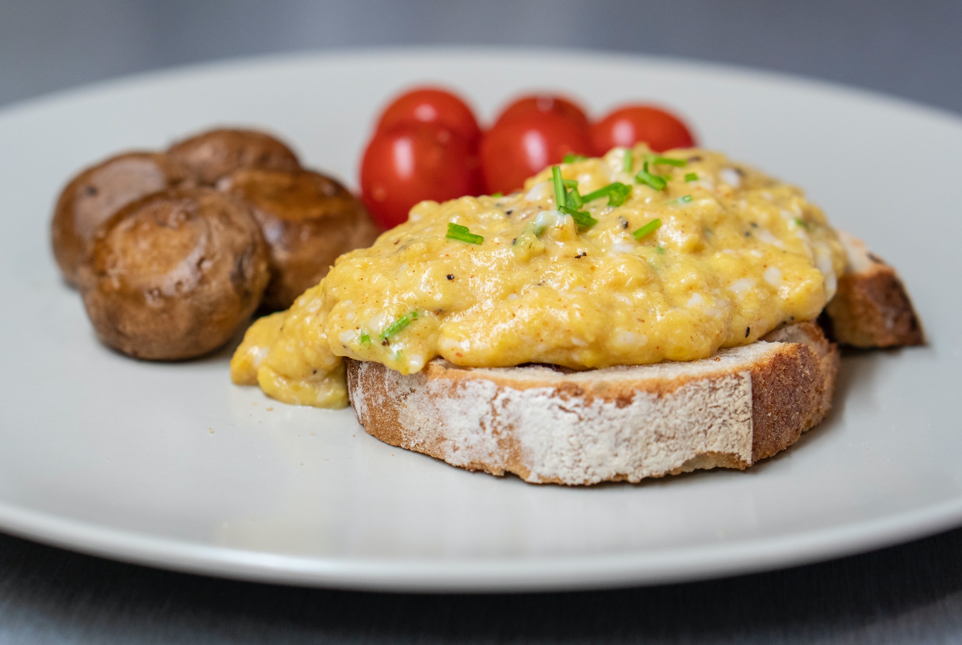 Το μυστικό συστατικό για τα πιο νόστιμα αυγά scrambled