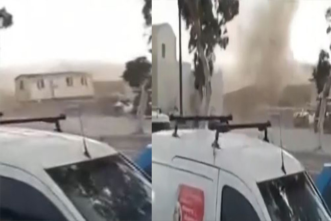 Σαντορίνη: Η στιγμή που ανεμοστρόβιλος σηκώνει στον αέρα λυόμενο σπίτι – ΒΙΝΤΕΟ