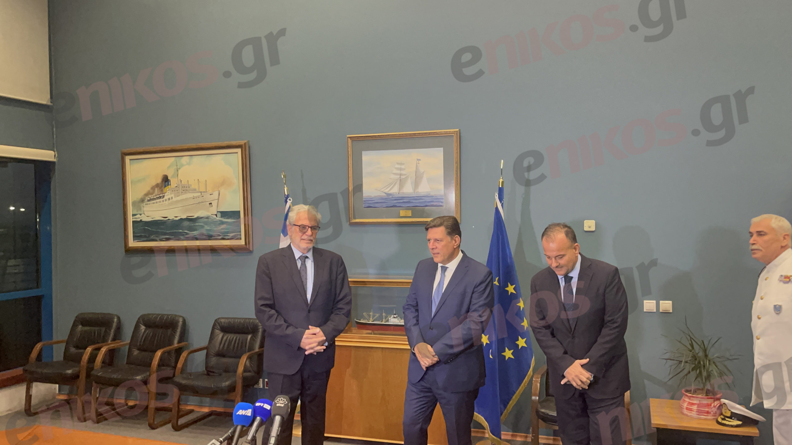 Στυλιανίδης –  Βαρβιτσιώτης: Όσα έγιναν στην τελετή παράδοσης παραλαβής στο Υπουργείο Ναυτιλίας – ΦΩΤΟ και ΒΙΝΤΕΟ