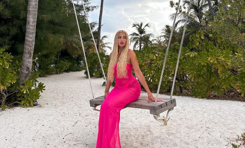 Ιωάννα Τούνη σχολία στο βίντεο από Κέρκυρα