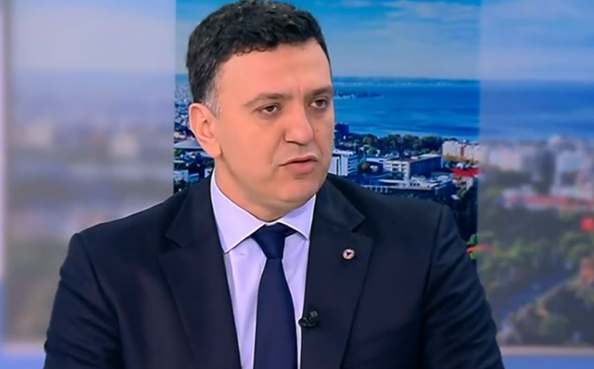 Κικίλιας: «Δεν έχουμε καμία δικαιοδοσία να ελέγχουμε την Τοπική Αυτοδιοίκηση» – Τι είπε για τις Ένοπλες Δυνάμεις