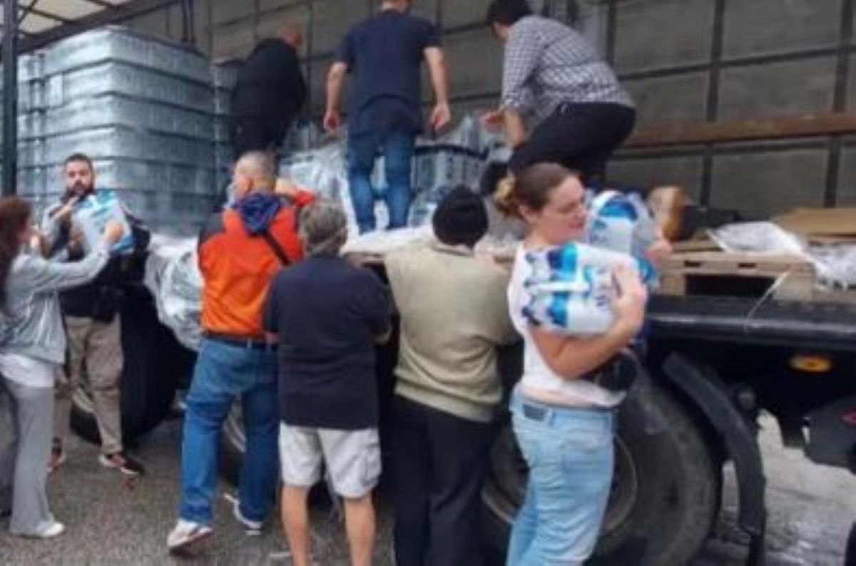 Κακοκαιρία Daniel – Βόλος: Νερό με το δελτίο και με ωράριο έως ότου αποκατασταθεί η υδροδότηση