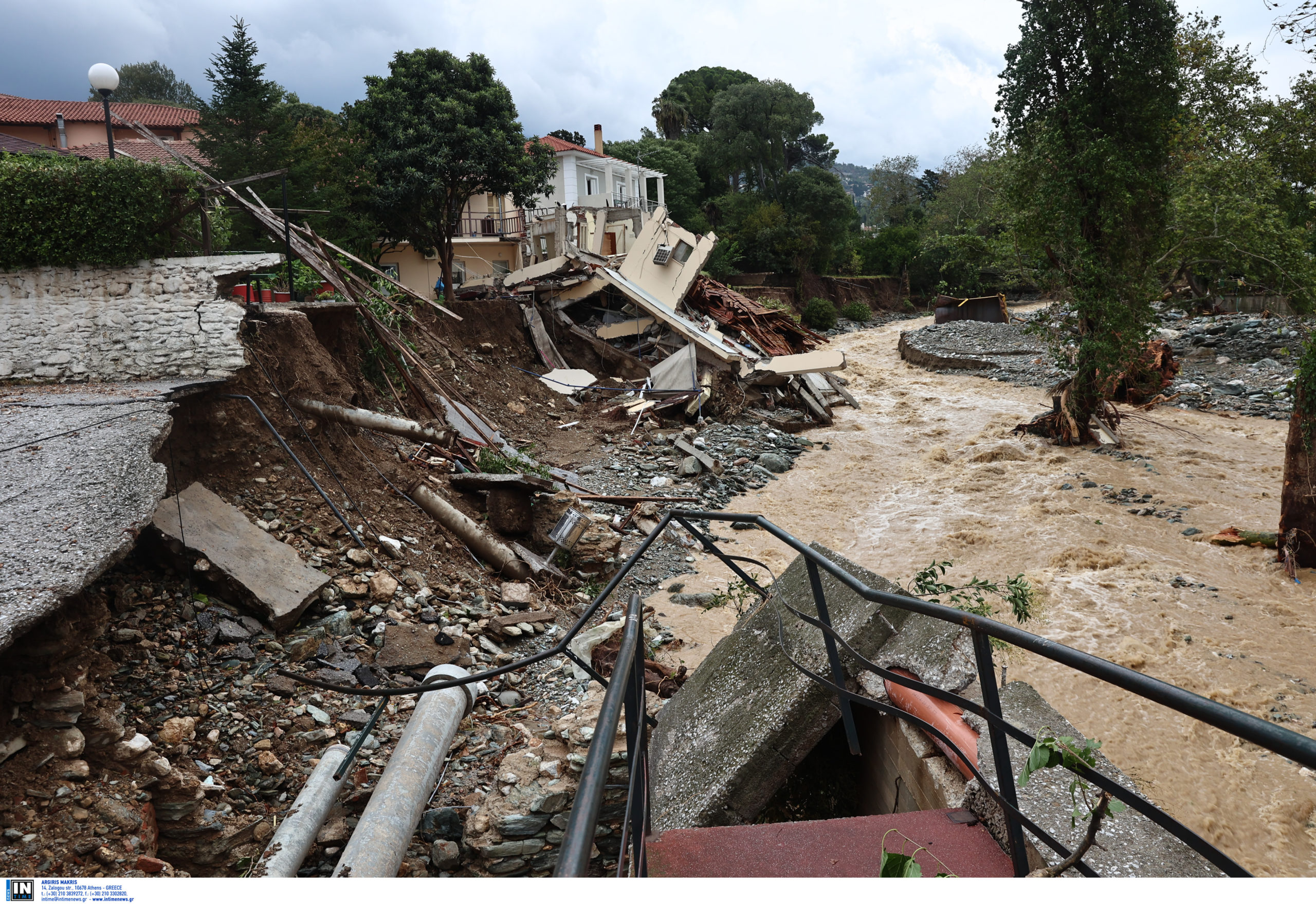 Βόλος: Συνεχίζεται η έλλειψη πόσιμου νερού – Επίθεση Μπέου σε Αγαπηδάκη