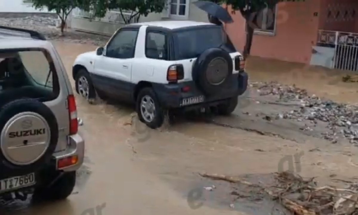 Κακοκαιρία Elias: «Πνιγμένος» στα λασπόνερα ο Βόλος – ΒΙΝΤΕΟ Αναγνώστη