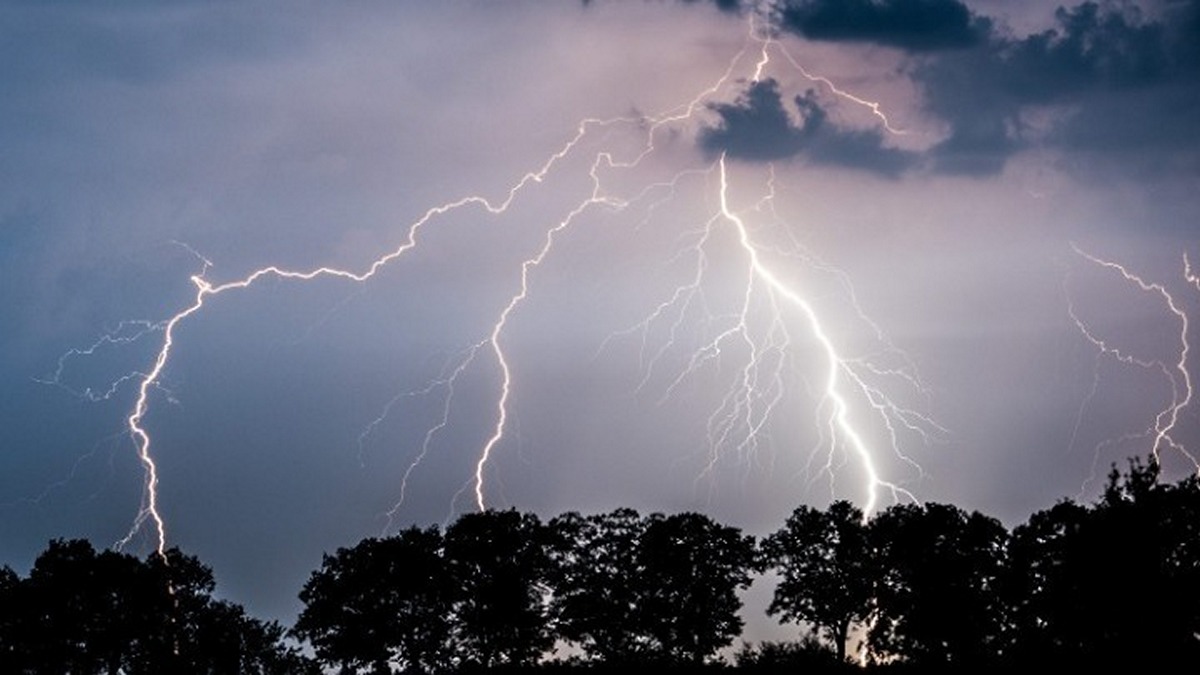 Κακοκαιρία «Daniel»: Σε πλήρη εξέλιξη τα επικίνδυνα καιρικά φαινόμενα – Σε ποιες περιοχές θα είναι πιο έντονα