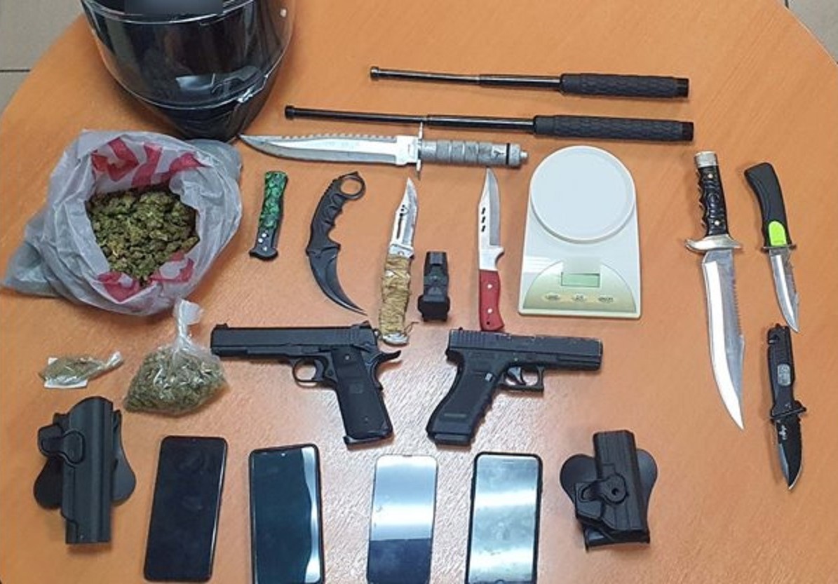 Θεσσαλονίκη: Συμμορία ανηλίκων εκβίαζε 17χρονο και απαιτούσε χρήματα – Τον απείλησαν με όπλο και τον τραυμάτισαν