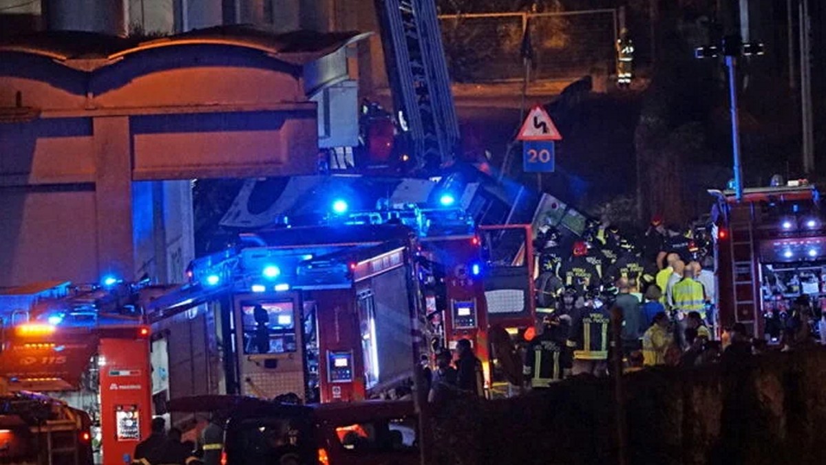 Ιταλία: Πυρκαγιά φέρεται να εκδηλώθηκε στο λεωφορείο πριν από την πτώση του από οδογέφυρα, σύμφωνα με δημοσίευμα