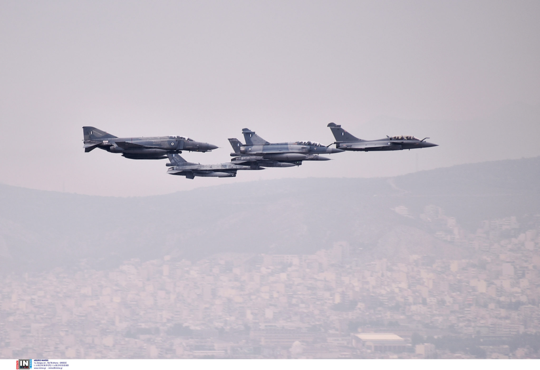 παρέλαση μαχητικά