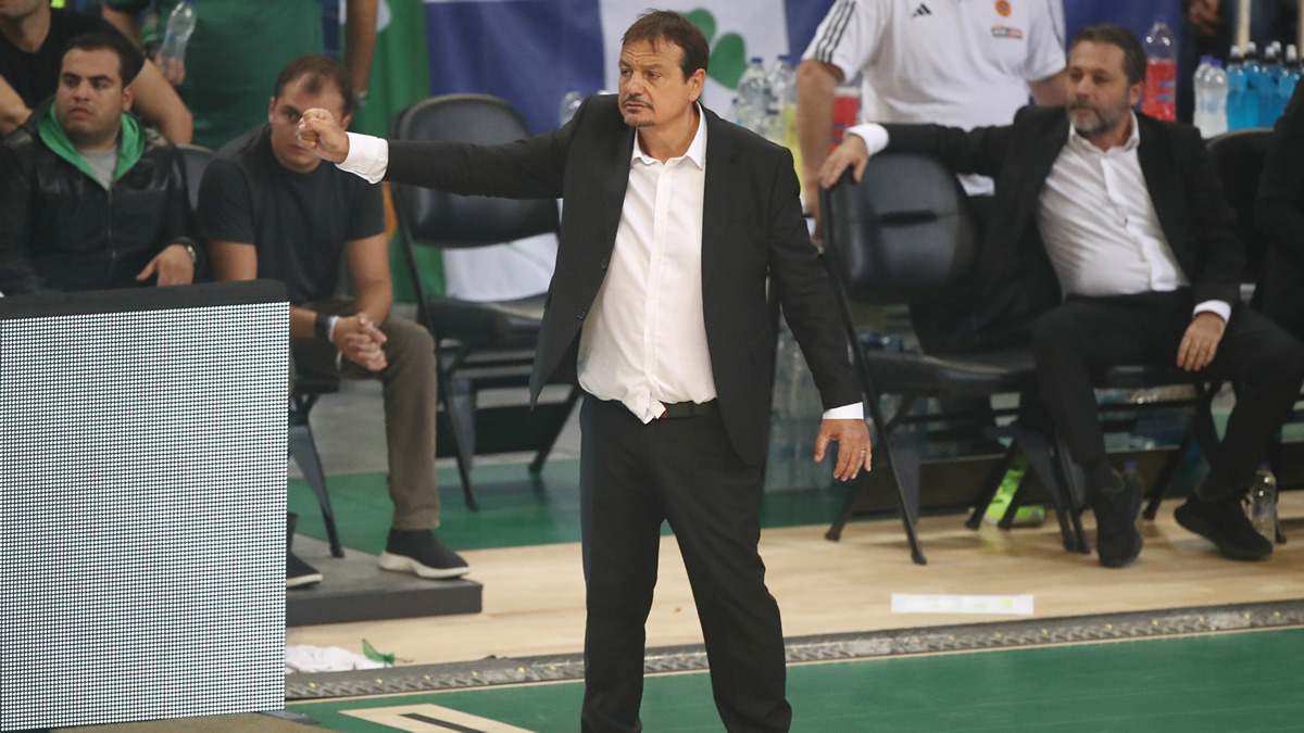 Εργκίν Αταμάν: «Έμειναν πιο φρέσκοι από εμάς και μας τιμώρησαν με το τρίποντο στο τέλος»