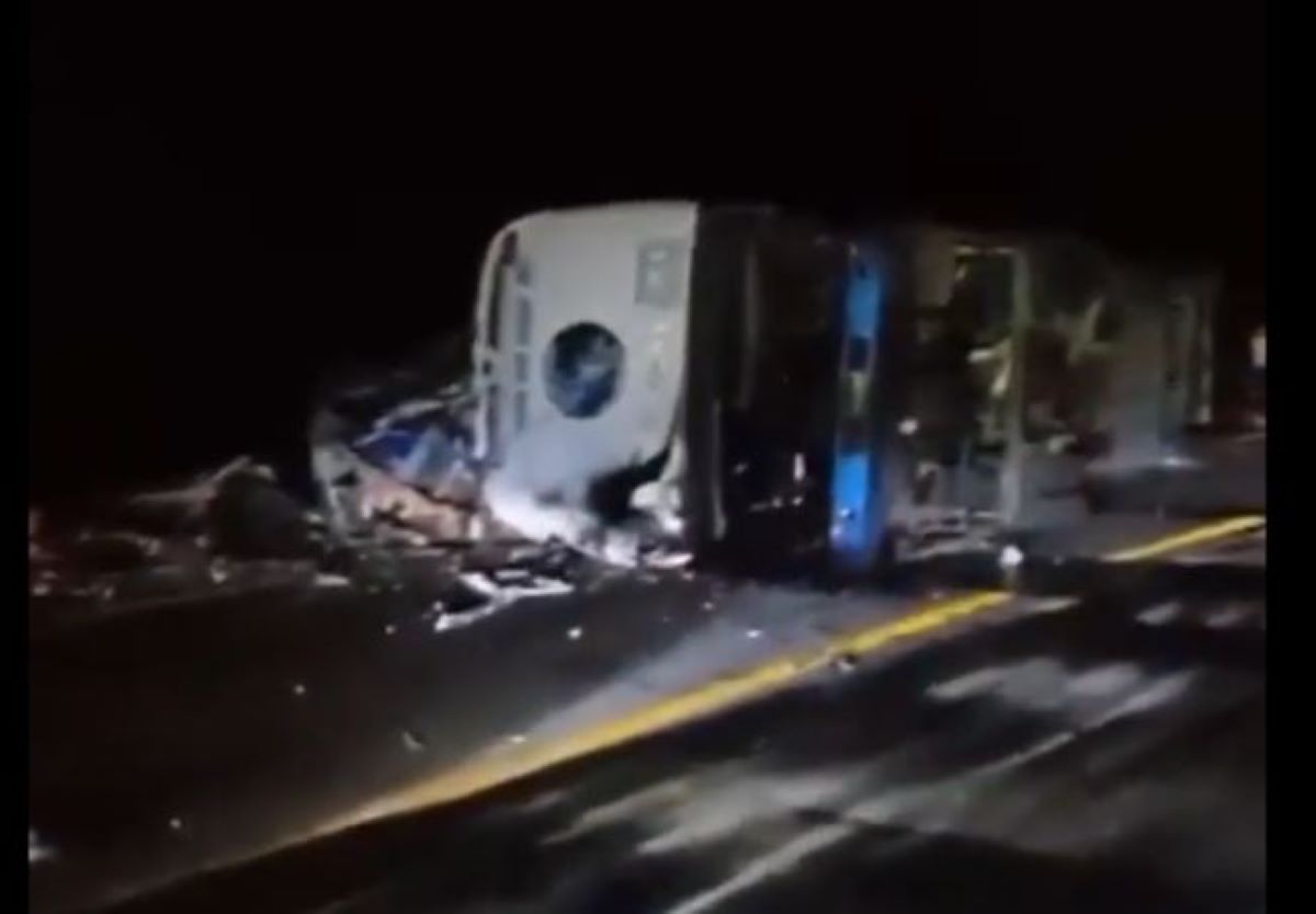 Μεξικό: 17 νεκροί από ανατροπή λεωφορείου που μετέφερε μετανάστες – Βίντεο