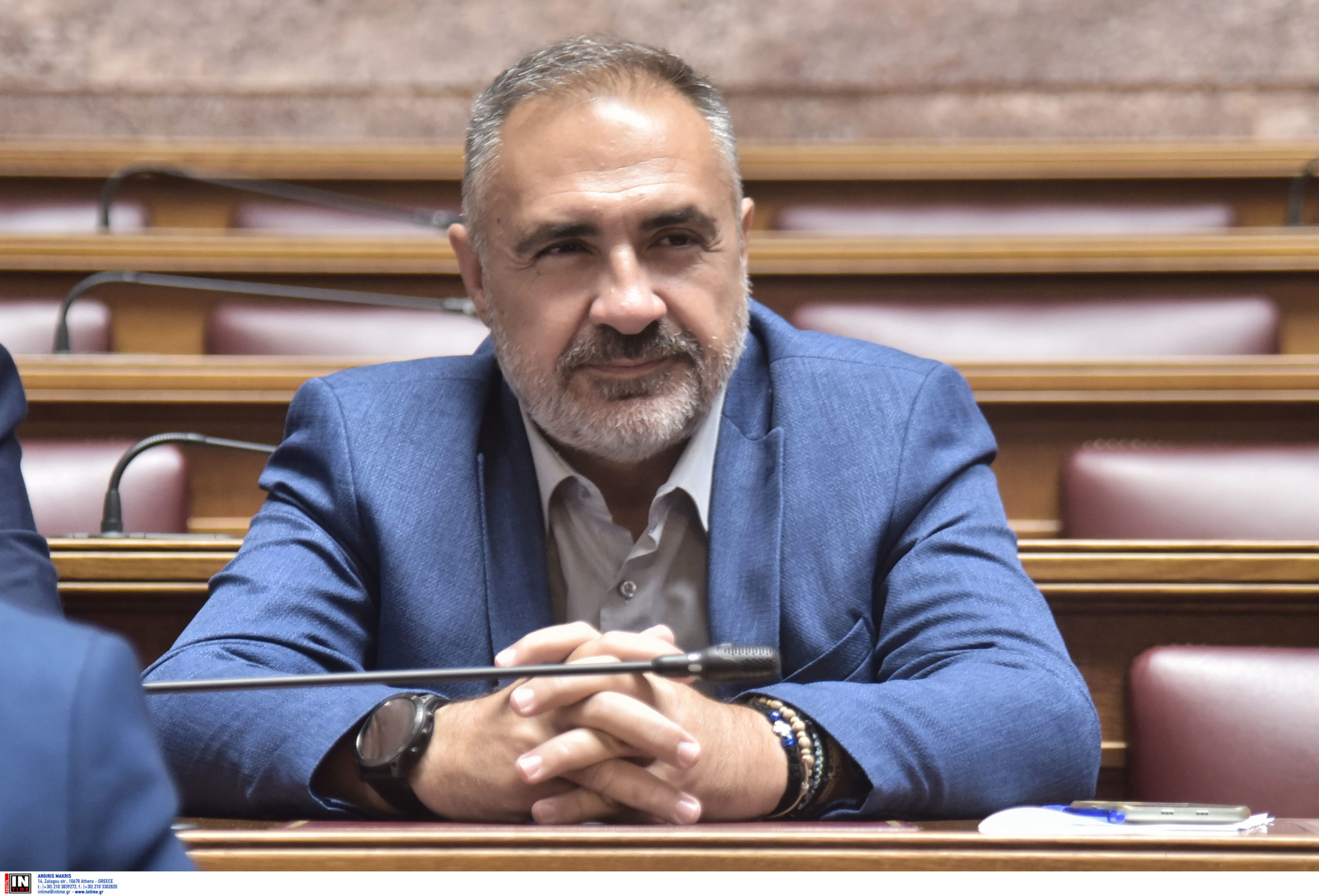 Ιλίσια: Επίθεση με γκαζάκια στην πολυκατοικία που μένει βουλευτής των «Σπαρτιατών»