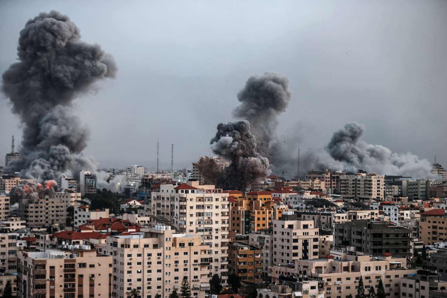 «Βράζει» η Μέση Ανατολή: Το Ισραήλ κατηγορεί το Ιράν για επιθέσεις σε Λίβανο, Ιράκ και Υεμένη