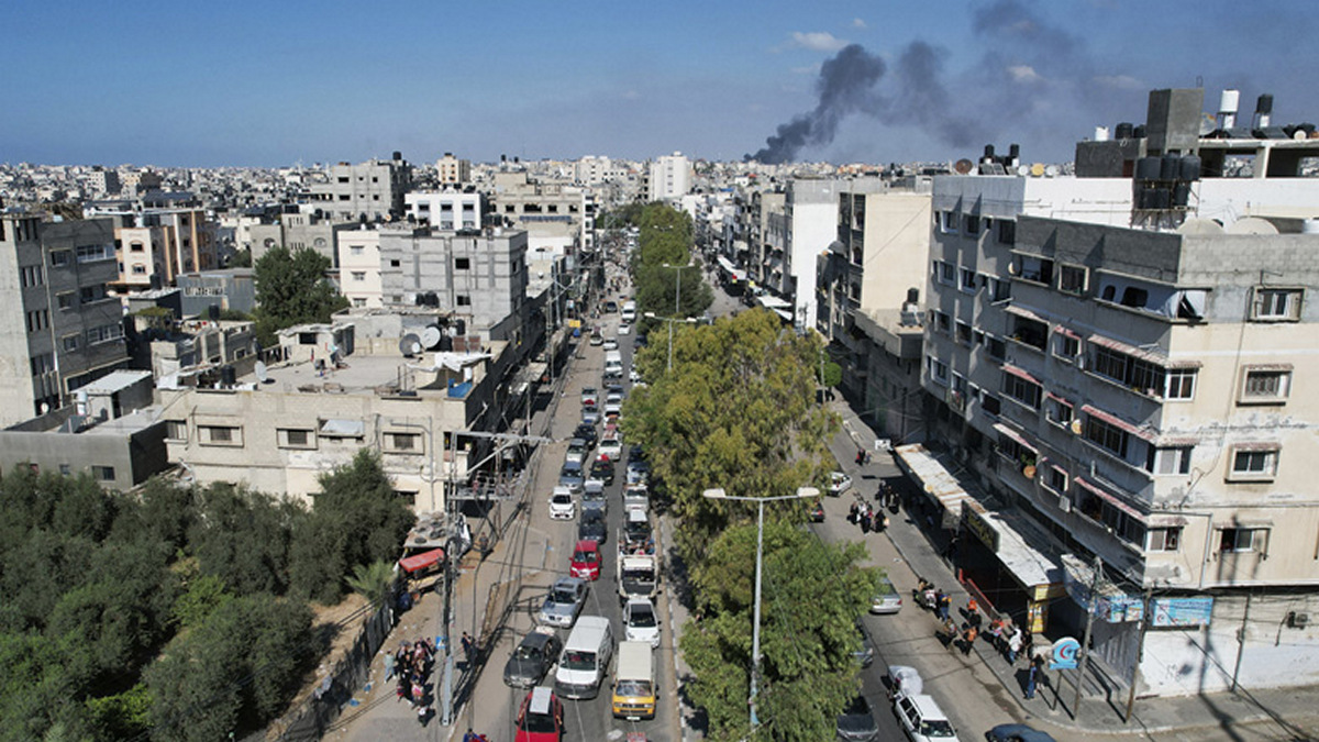 Δεκάδες χιλιάδες άνθρωποι εγκατέλειψαν τη Γάζα μετά το τελεσίγραφο του Ισραήλ