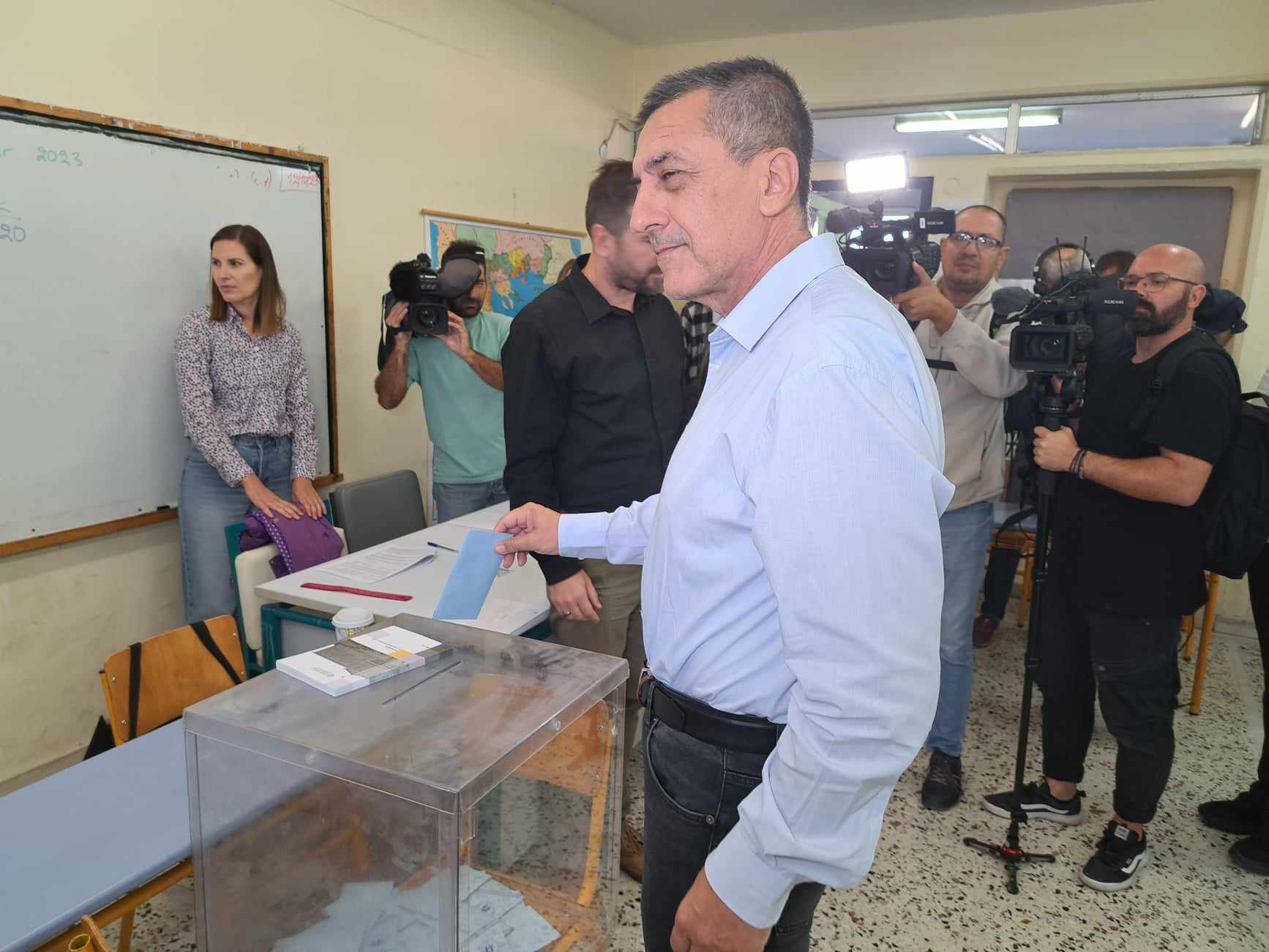 Αυτοδιοικητικές εκλογές: Ψήφισε ο Δημήτρης Κουρέτας