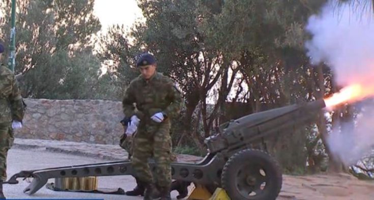 28η Οκτωβρίου: 21 κανονιοβολισμοί από τον Λυκαβηττό