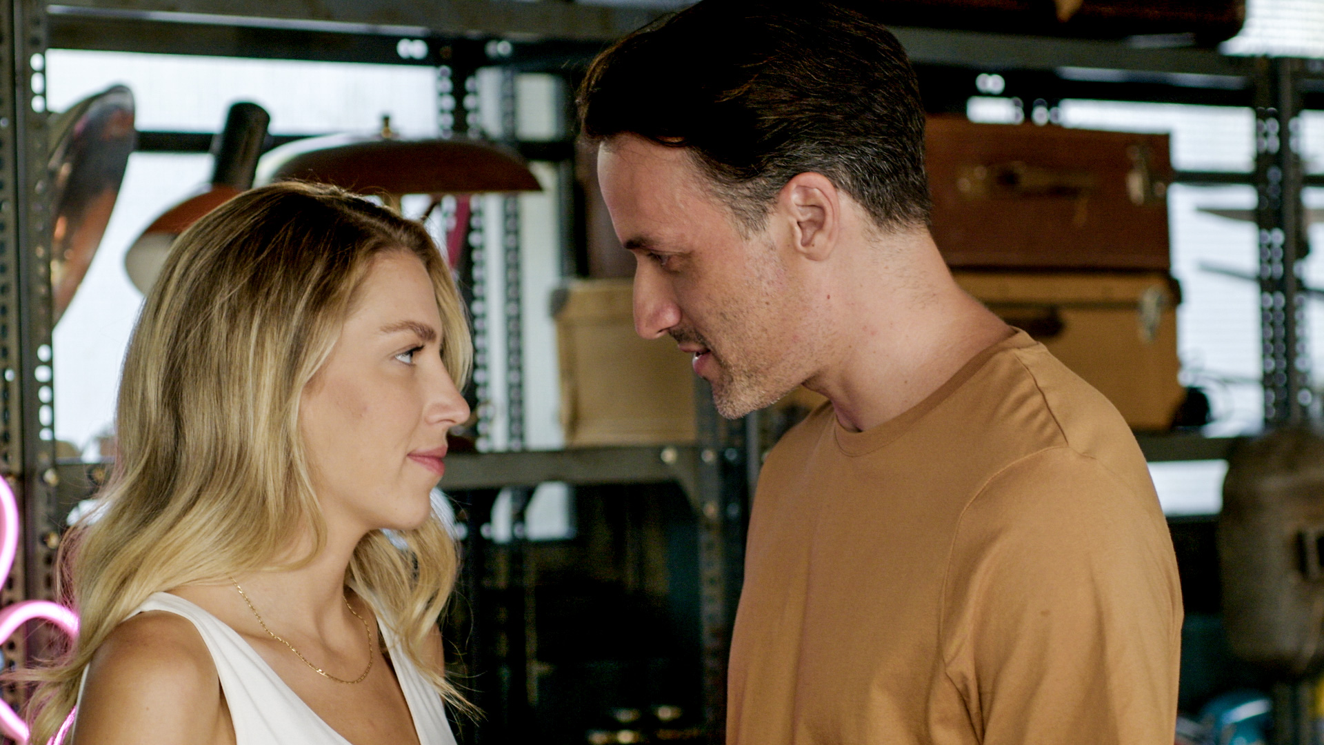 Μετά τη Φωτιά: Ο Οδυσσέας ανακαλύπτει την Ιωάννα και ο Νίκος τρέχει να τη βρει