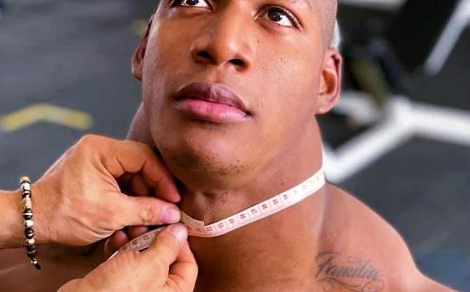 Ο λαιμός του Neckzilla σε κάνει να… ξεροκαταπίνεις – Βίντεο