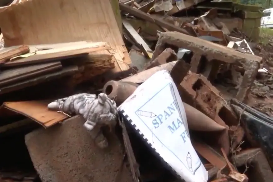 Επέστρεψε από τις διακοπές και βρήκε το σπίτι της κατεδαφισμένο κατά λάθος