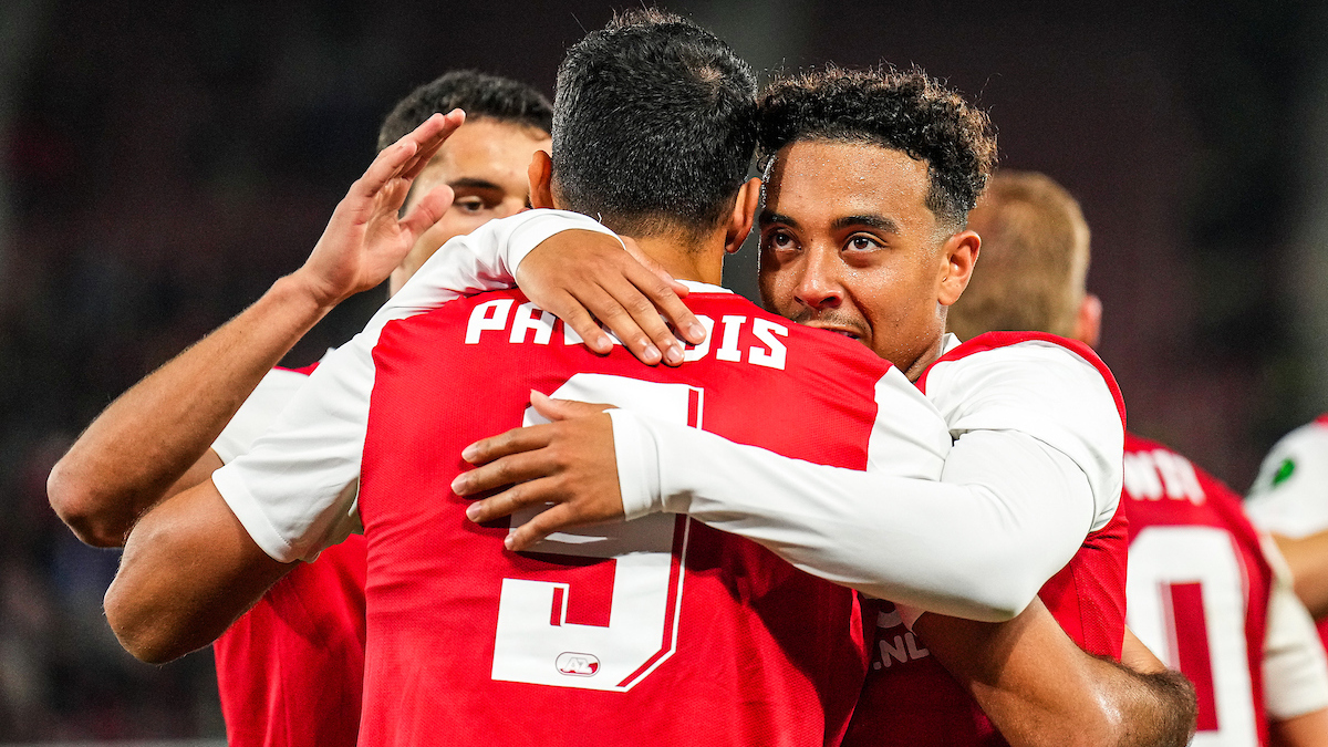 Europa Conference League: Ο Παυλίδης «καθάρισε» για την Άλκμααρ – Ρεκόρ στην Ιστορία του θεσμού η Νόρτζελαντ