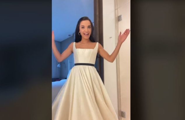 αδελφή νύφης νυφικό tiktok