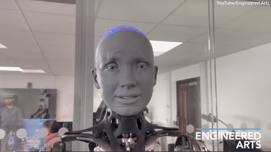 Ονειρεύονται τα ρομπότ; Σάλος με την απάντηση που έδωσε η Αμέκα