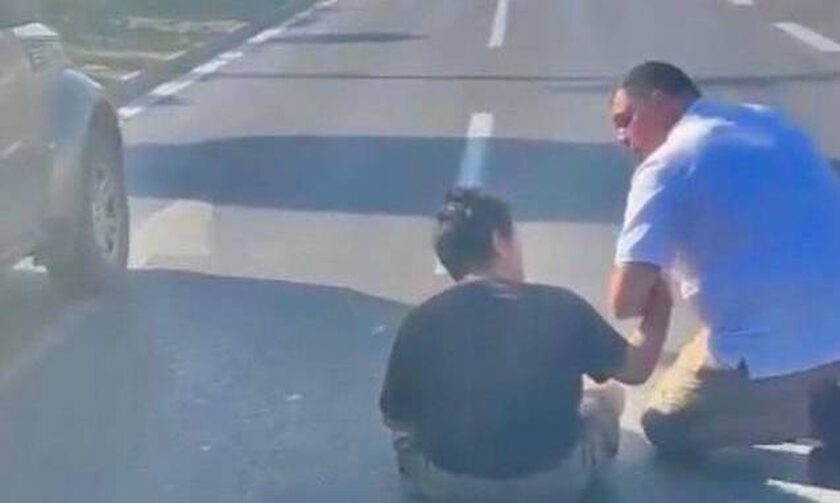 Δημήτρης Παπανικολάου: Πώς έσωσε παιδί με αυτισμό σε κρίση που καθόταν στην μέση του δρόμου – «Ήξερα ότι θα χρειαστεί χρόνος»